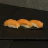 Nigiri z łososiem 3 szt.